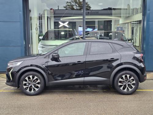 Renault Captur Photo 1412e3f5-5c2f-4bed-bd3a-6d7967c14ce8.jpg