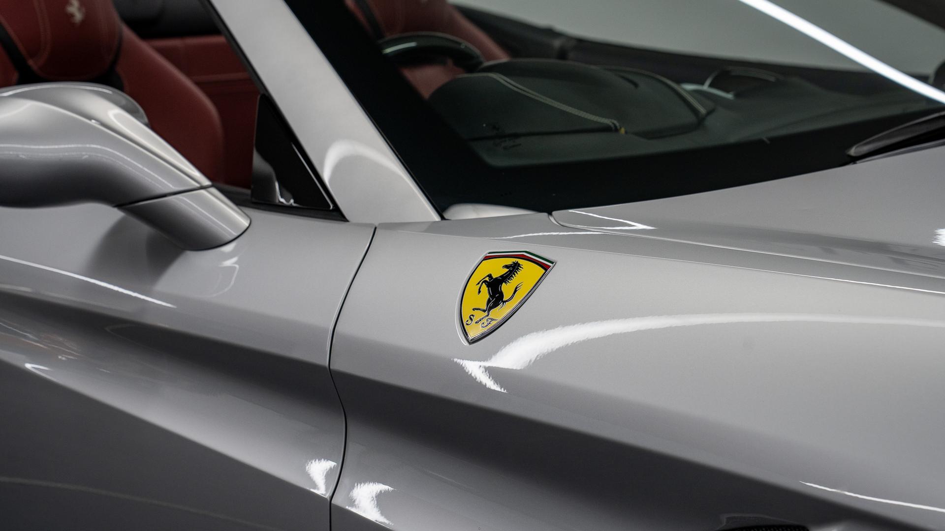 Ferrari California Photo 141a5084-ca2e-41f8-bb01-59479b0295bf.jpg
