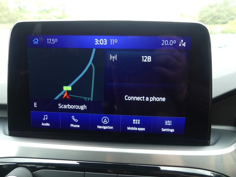 Ford Kuga Photo 141faa49-97f7-41a9-8da8-6345be2dcc23.jpg