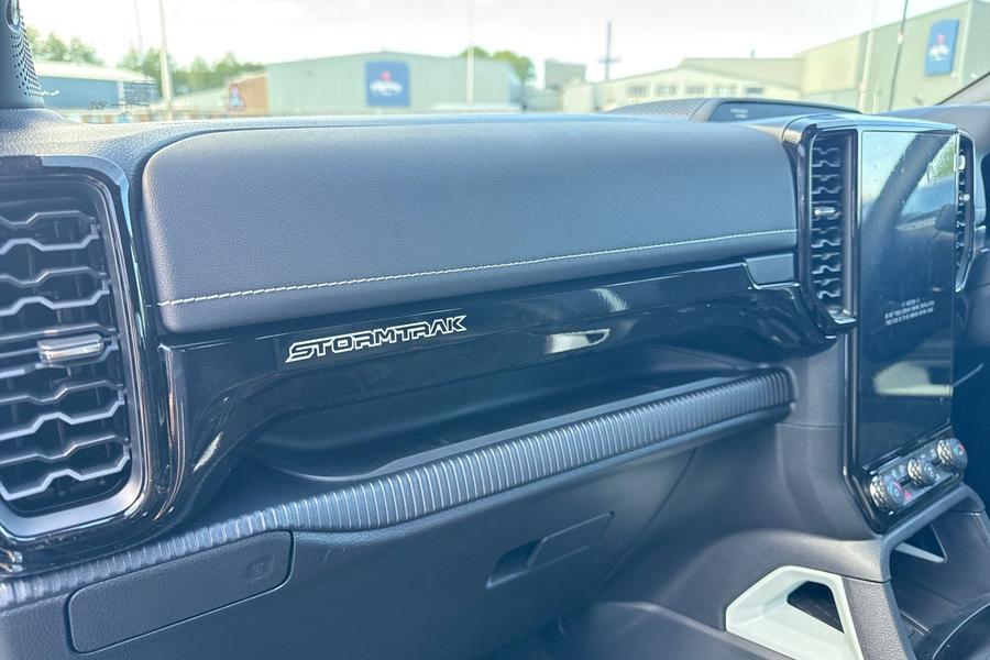 Ford RANGER Photo 1423c61c-eeef-48c6-994a-de784c348237.jpg