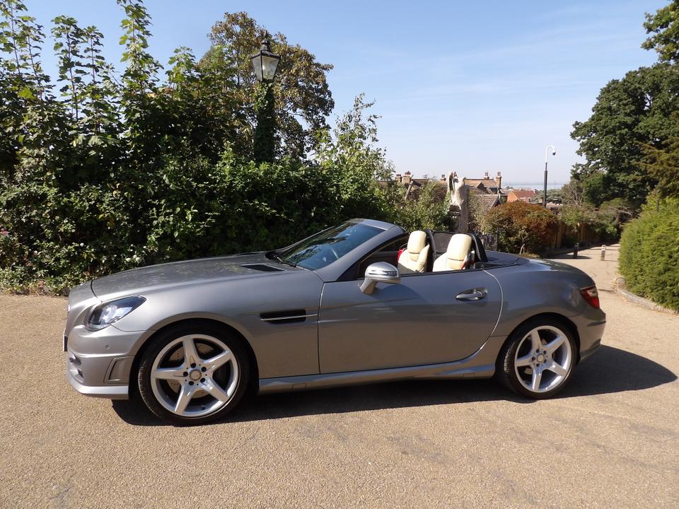 Used Mercedes-Benz SLK YF64CFY 18