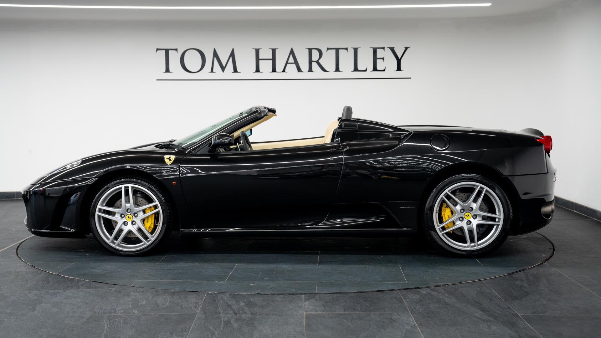 Ferrari F430 Photo 14255918-2a8c-47e9-874f-843f70b7b0e3.jpg