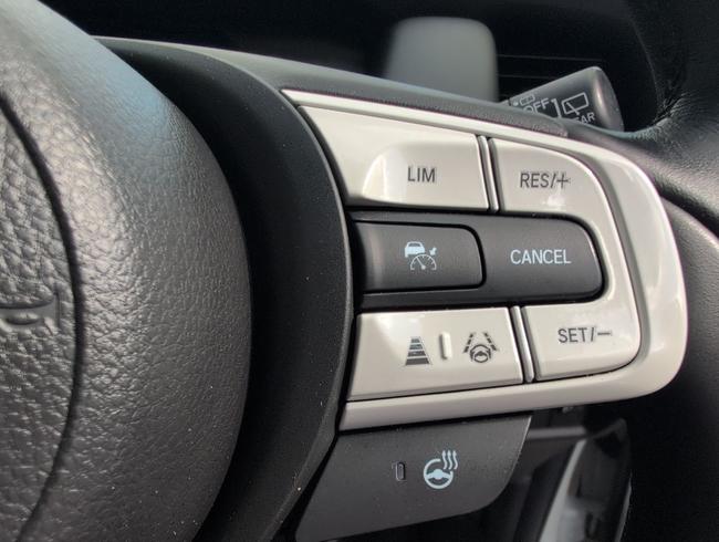 Honda Jazz Photo 14308511-ddab-4e7b-a422-a2b08b550e22.jpg