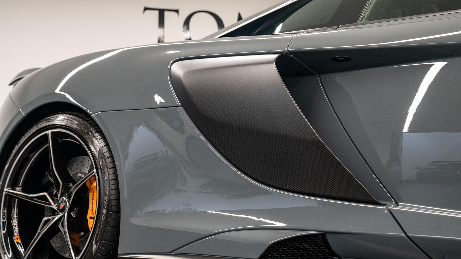 McLaren 675 LT Photo 1449c1b2-28f4-4ffe-ac96-a3b4e118ca55.jpg