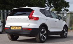 Volvo XC40 Photo 3