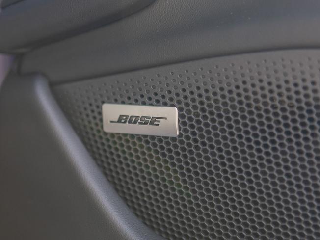 PORSCHE Taycan Photo 27