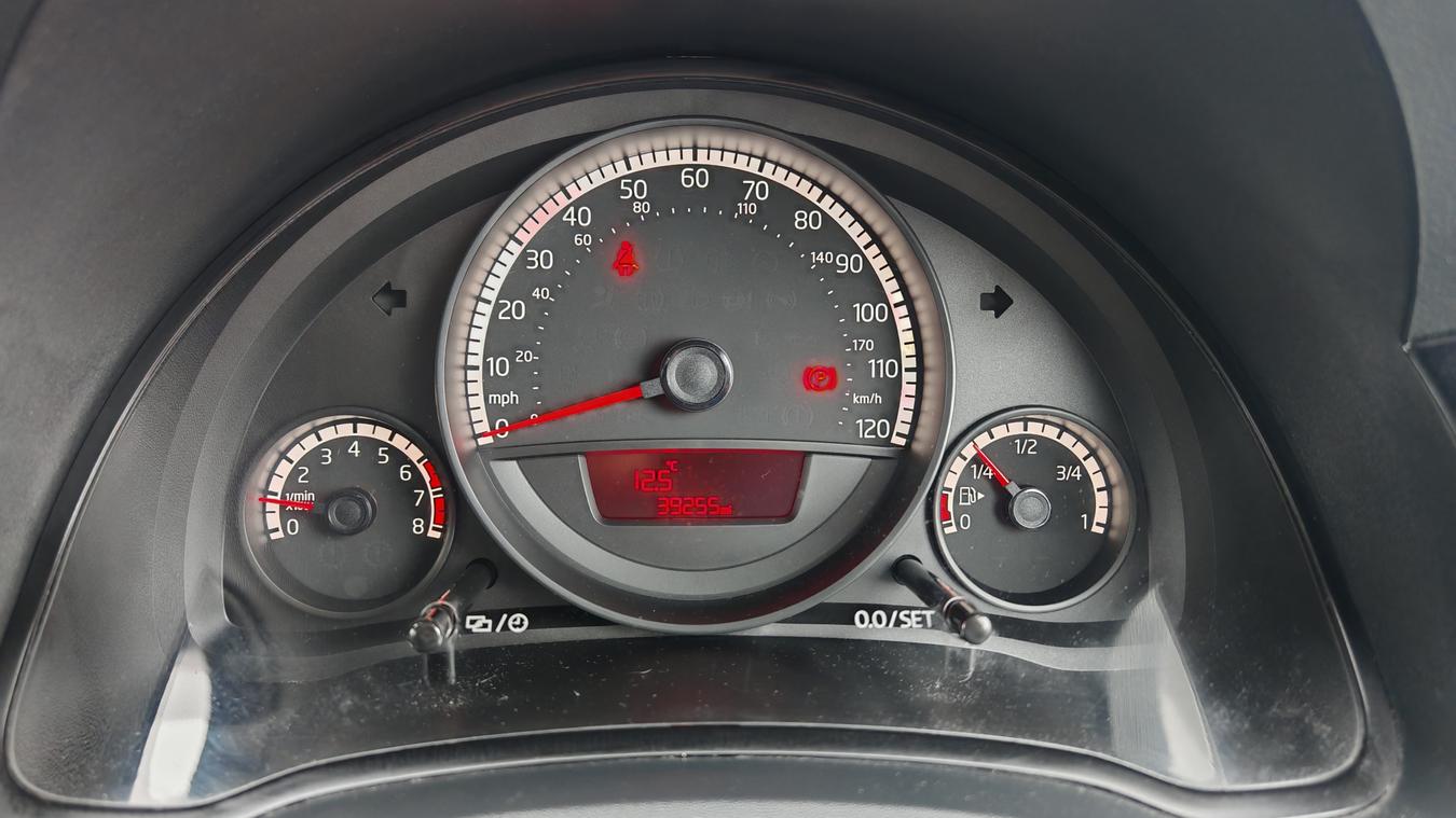 Used Volkswagen up! CA65HHK 12