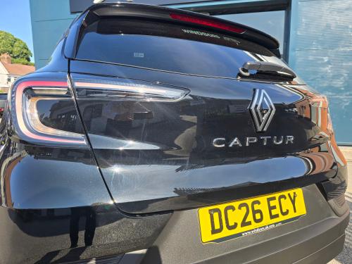 Renault Captur Photo 1482b655-beba-4da7-88bd-24b2ebea9f54.jpg
