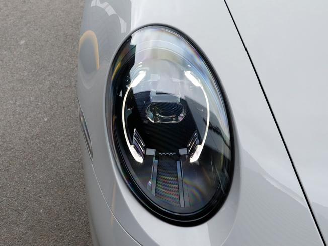 PORSCHE 911 Photo 31