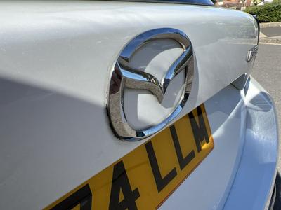 Mazda Mazda2 HYBRID Photo 29