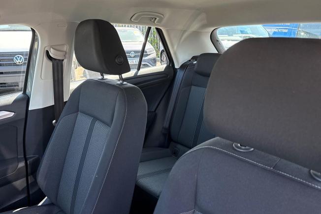 Volkswagen T-Roc Photo 45