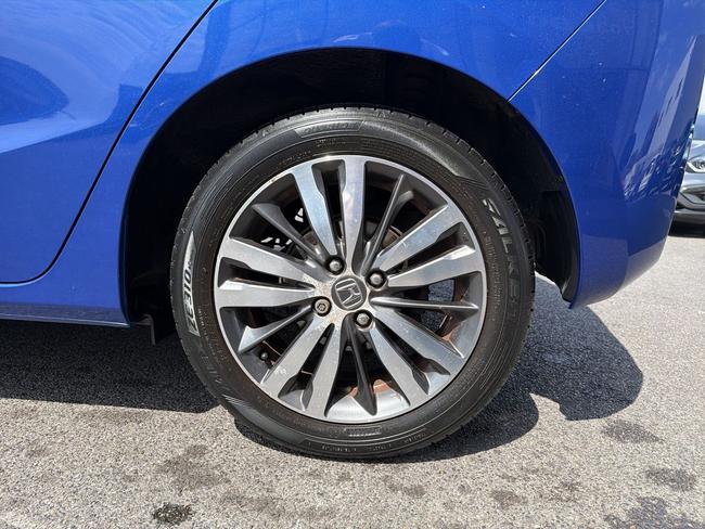 Honda Jazz Photo 14a1d843-f5c2-42c7-b299-236c7e6bb69e.jpg