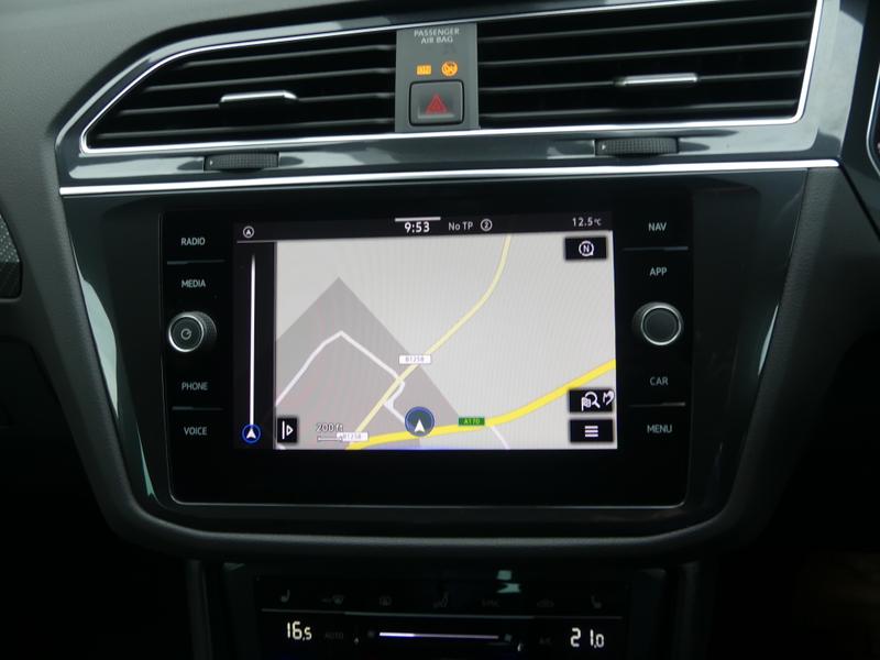 Volkswagen Tiguan Photo 14a23fed-d4c6-4ba5-8111-33d4c5402baa.jpg