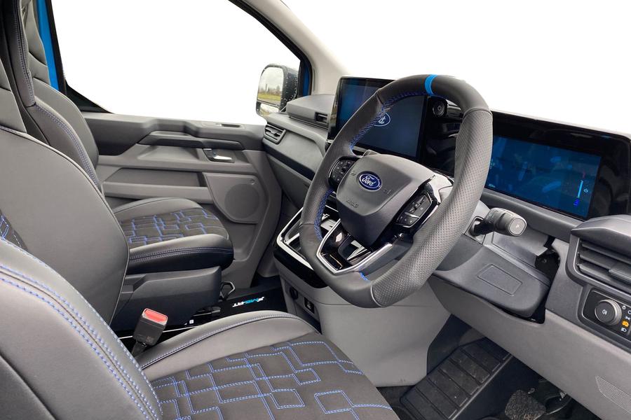 Ford E-TRANSIT CUSTOM Photo 14abcb1d-d0fb-4f43-a762-6fe92c516a1d.jpg