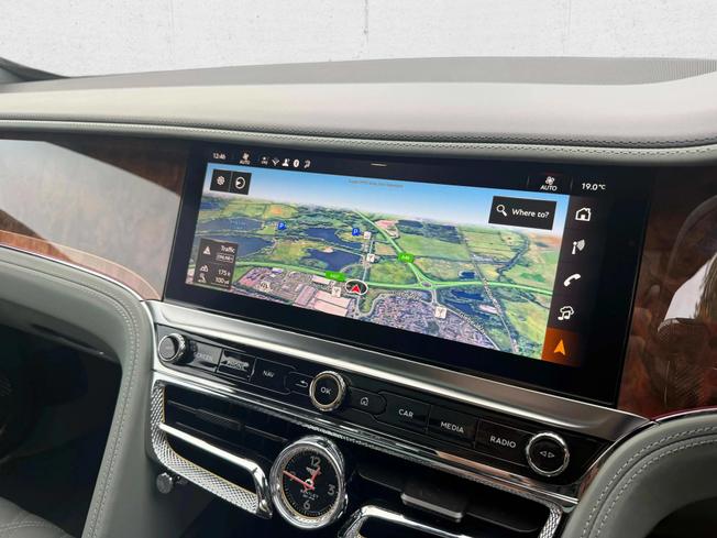 BENTLEY Flying Spur Photo 12