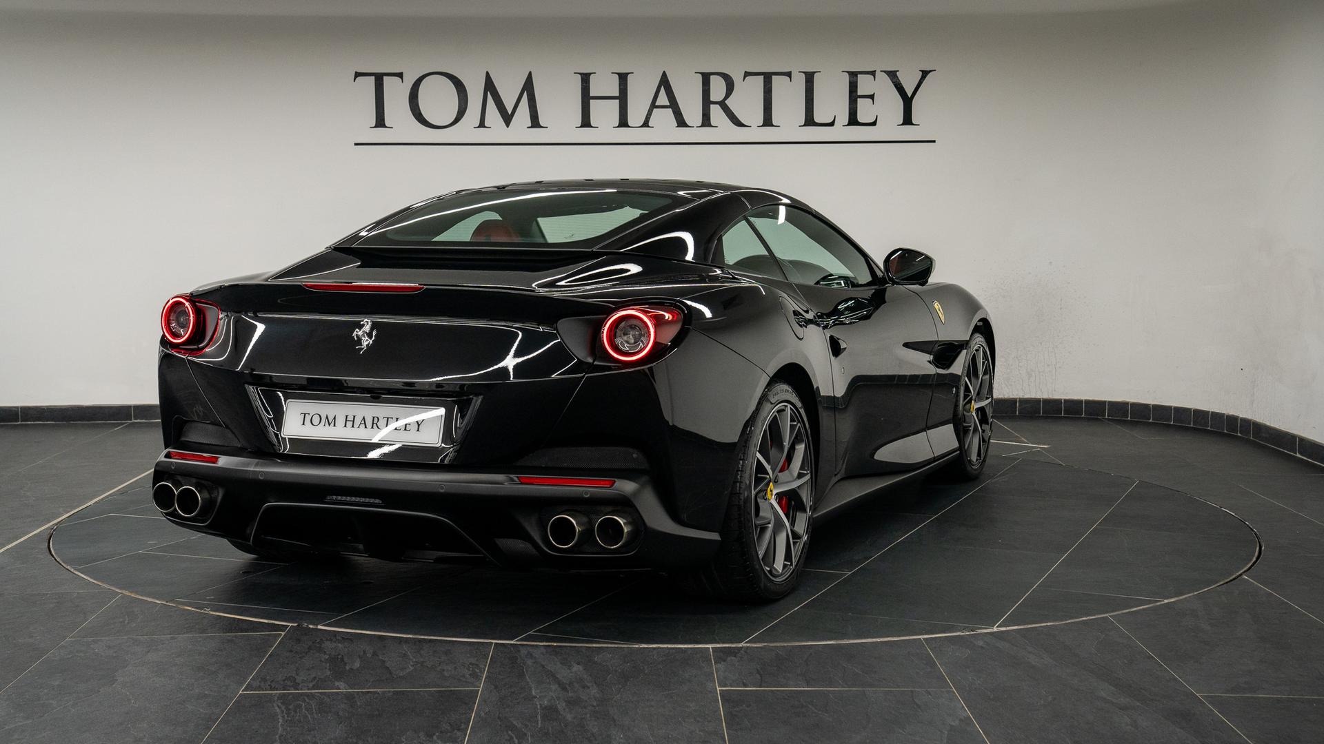 Ferrari Portofino Photo 14b40d14-bc3c-40d3-b907-fb8a3bc30781.jpg