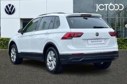Volkswagen Tiguan Photo 3