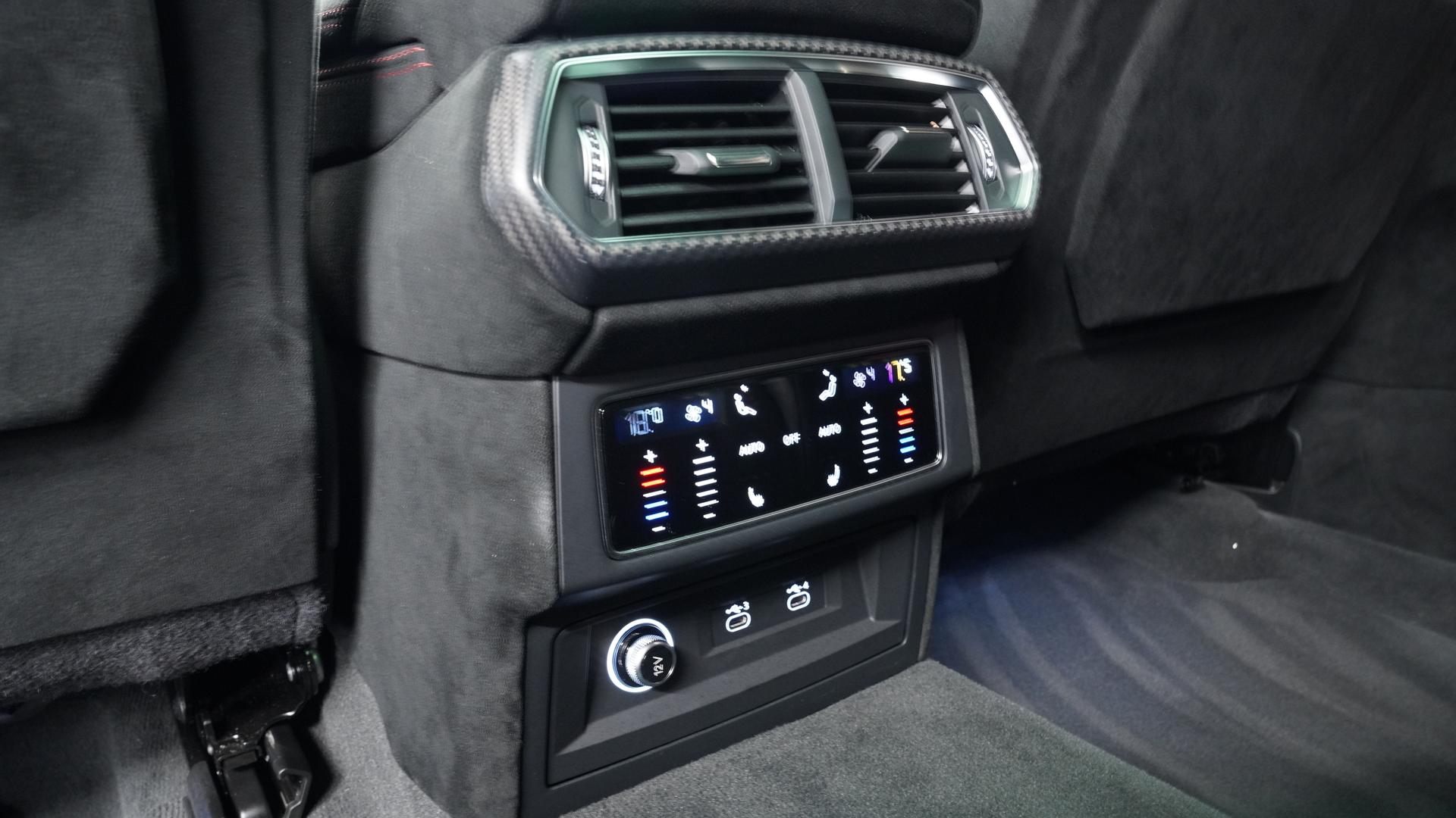 LAMBORGHINI Urus Photo 14b750e2-1d4a-4b9f-8c2a-0ab30592ae0c.jpg