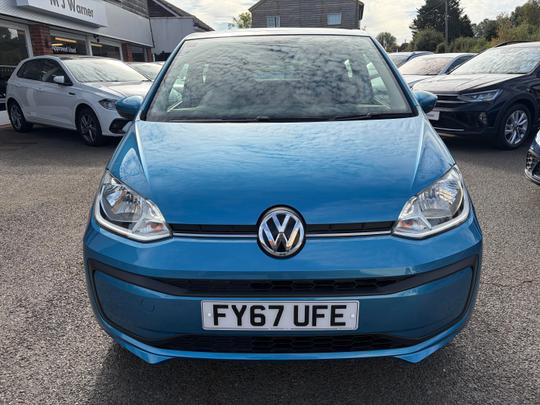 Volkswagen up! Photo 14b7a99a-ddd4-4ef7-bed5-e9724d7ce60d.jpeg