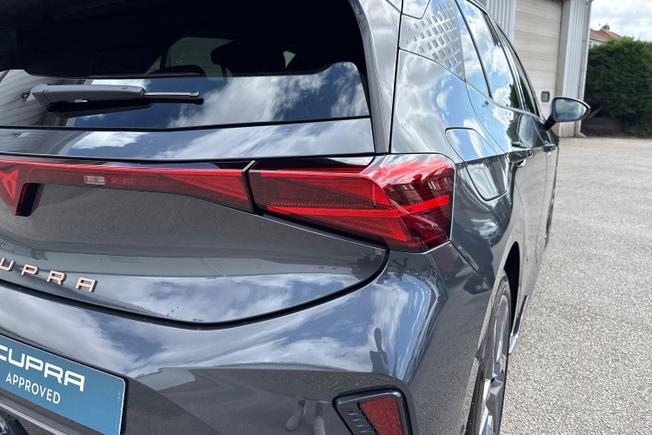 CUPRA Born Photo 18