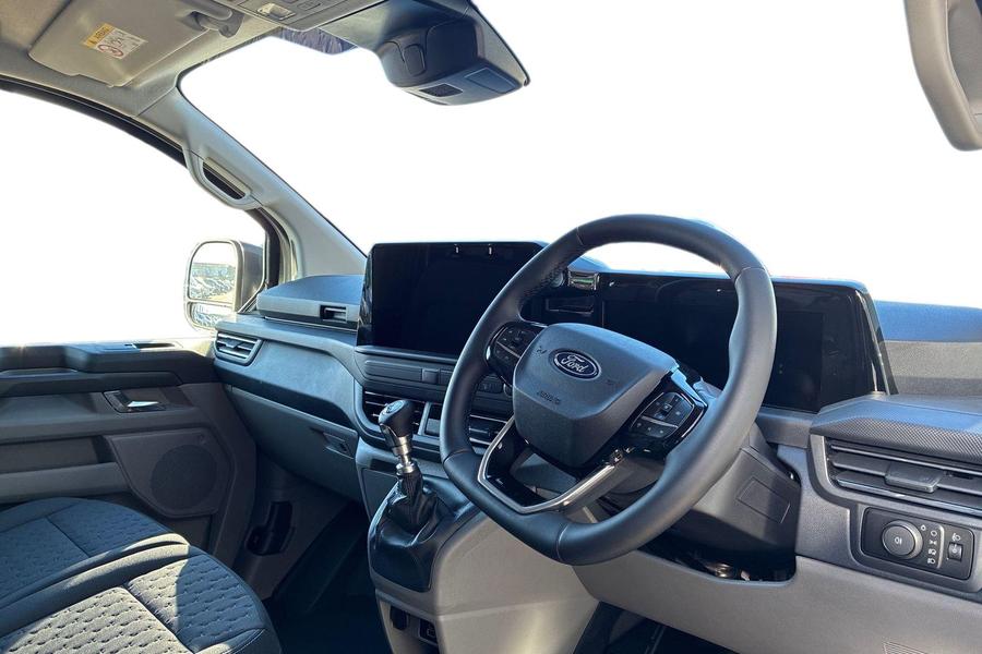 Ford TRANSIT CUSTOM Photo 14e5305e-a893-48a8-9625-56433b90a3d9.jpg