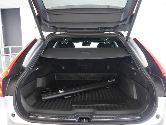Volvo V90 Photo 14ea068c-5f04-4389-b1ee-f1435f33aca4.jpg