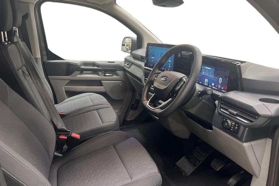 Used Ford TRANSIT CUSTOM LL75RVK 13