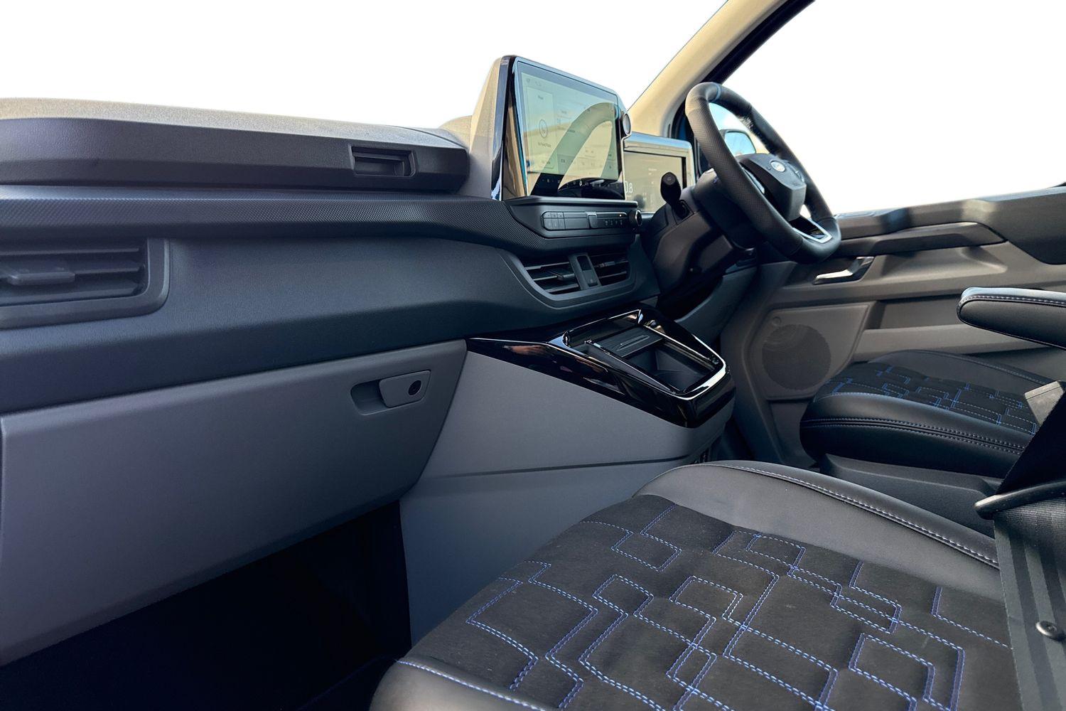 Ford TRANSIT CUSTOM Photo 22