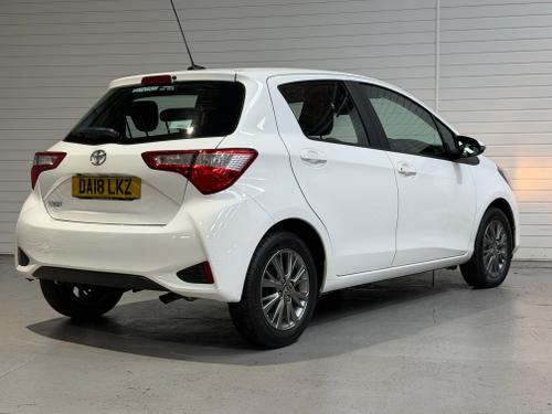 Toyota Yaris Photo 15188ea1-f0b3-447a-a485-dd62b2b31ed3.jpeg
