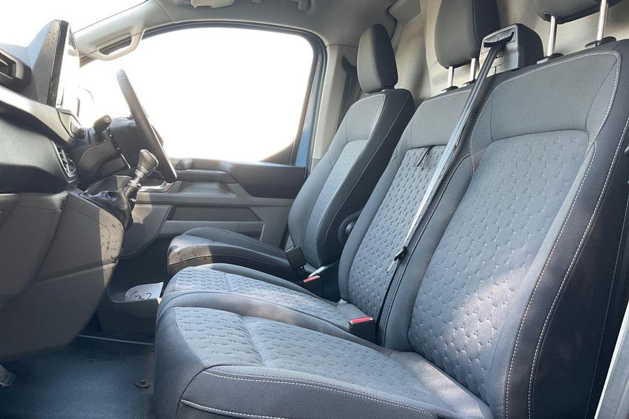 Ford TRANSIT CUSTOM Photo 151a06f5-78eb-4f21-a269-7d0cd2c3deee.jpg