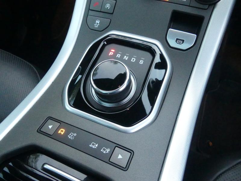 Land Rover Range Rover Evoque Photo 152c6e8c-cd5e-4579-a541-93b1dc5a2011.jpg