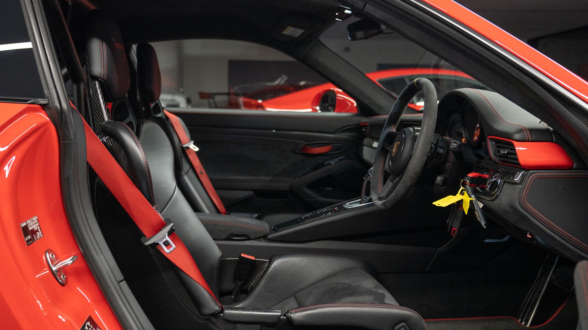 Porsche 911 Photo 153e1dfb-30fb-493e-87d9-a46400bbcf64.jpg