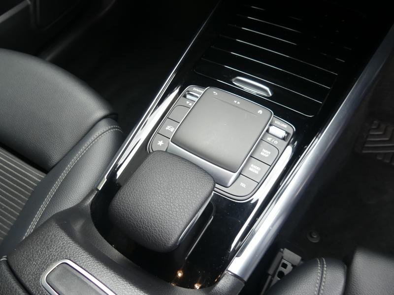 Mercedes-Benz B Class Photo 1546b0b5-23ea-4209-a0d4-ebbb746f287f.jpg