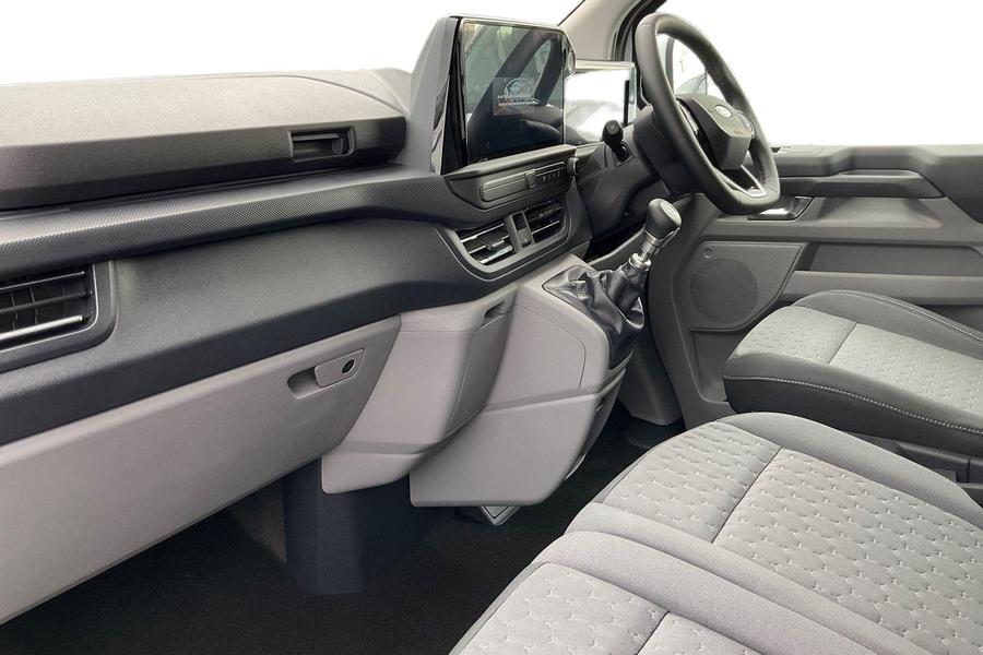 Ford TRANSIT CUSTOM Photo 154d0afa-8d91-4e70-a7c3-072754ccffa2.jpg