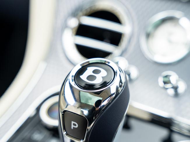 BENTLEY Continental GT  Photo 28