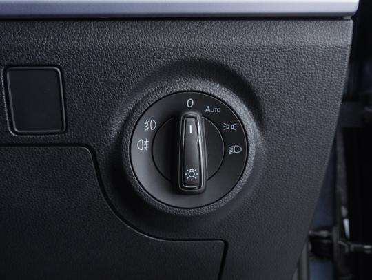 SEAT ARONA Photo 1558ea7a-7de6-4a96-815d-914039f31aab.jpg