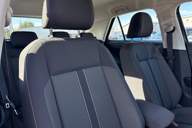 Volkswagen T-Roc Photo 26