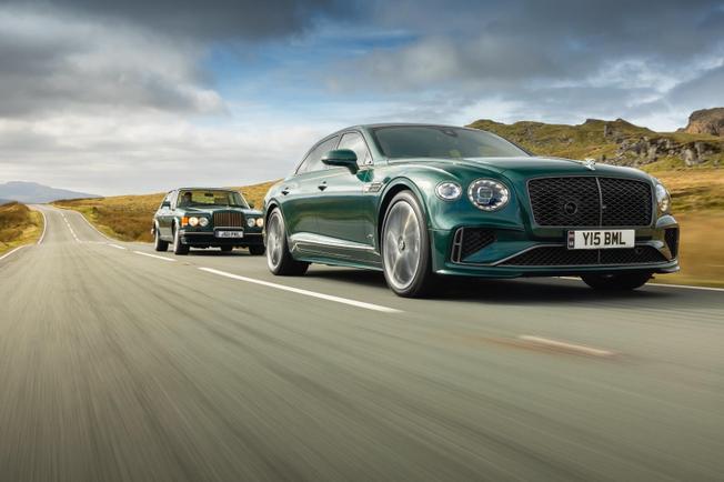 BENTLEY Flying Spur Photo 9