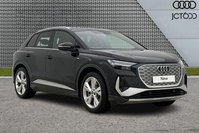 ~ AUDI  Q4 Audi Q4 S line 40 e-tron 1500 at JCT600
