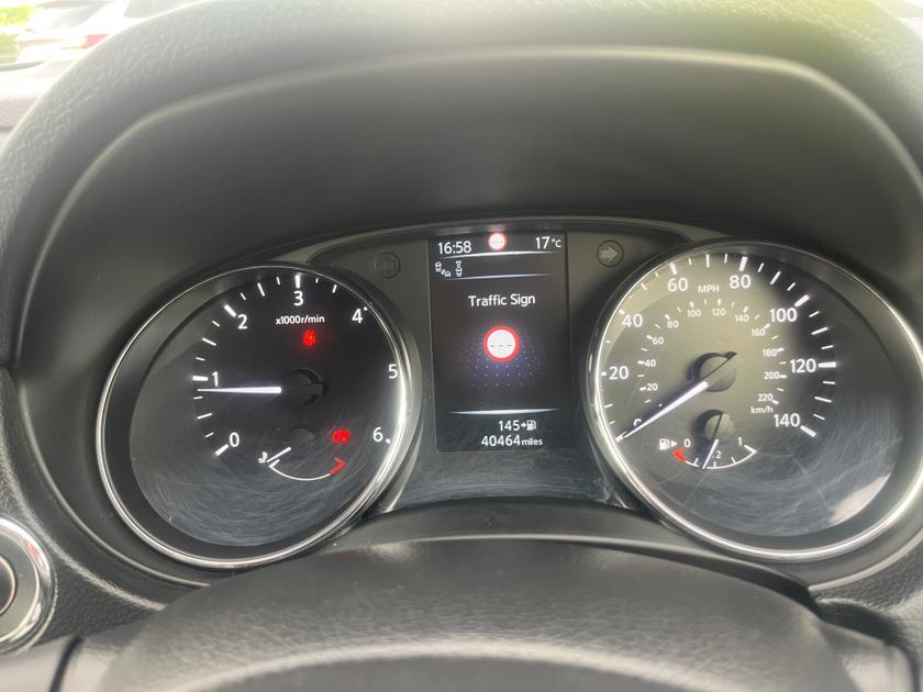 Nissan Qashqai Photo 15994fd8-43b4-4093-bb91-c995828fdedc.jpg