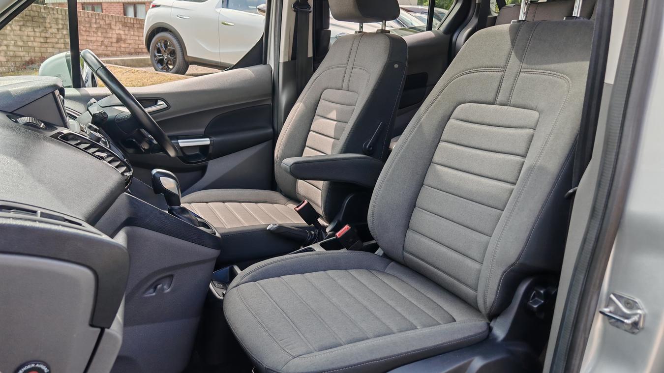 Used Ford Tourneo Connect FY20OVL 26