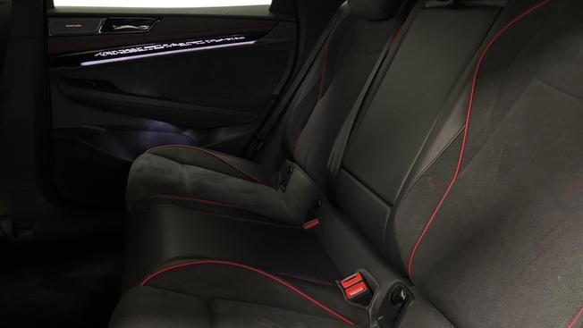 VOLKSWAGEN ID.7 Photo 7