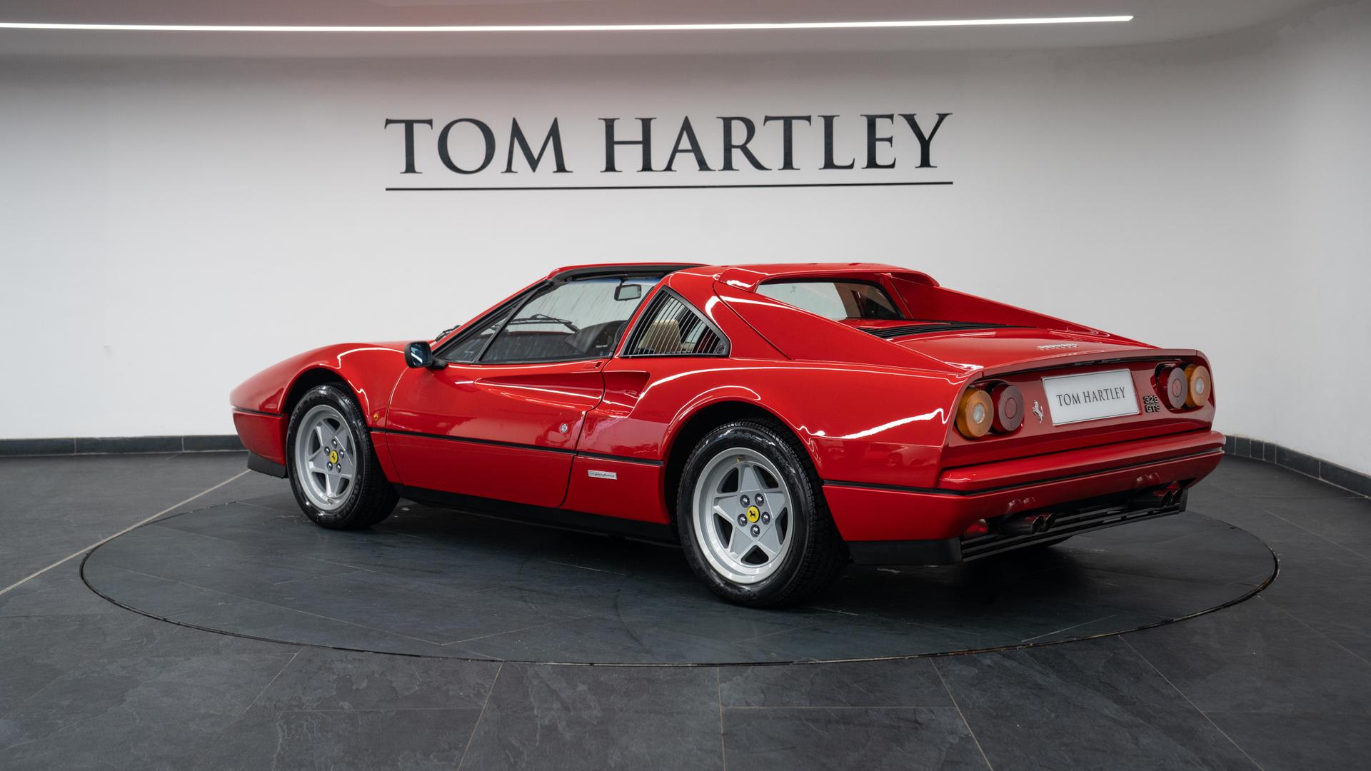 Ferrari 328 Photo 15bdb8df-9635-4cd1-8a7d-2f9f0803330b.jpg
