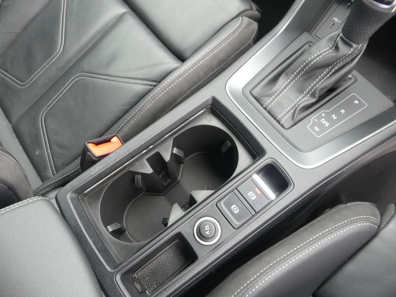 Audi Q3 Photo 15cea4f7-7424-4b88-84f4-20af662ad781.jpg