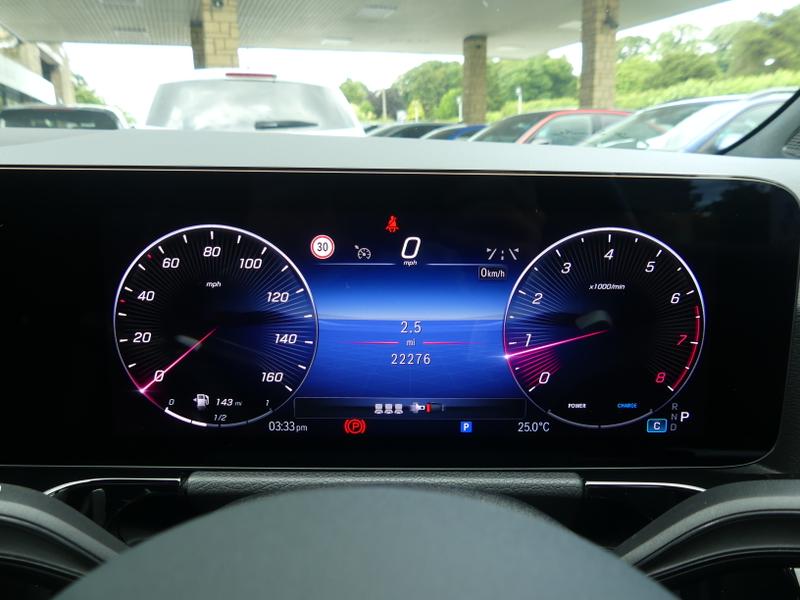 Mercedes-Benz GLA Photo 15d1351f-397e-4d02-86b5-b18b92639d76.jpg