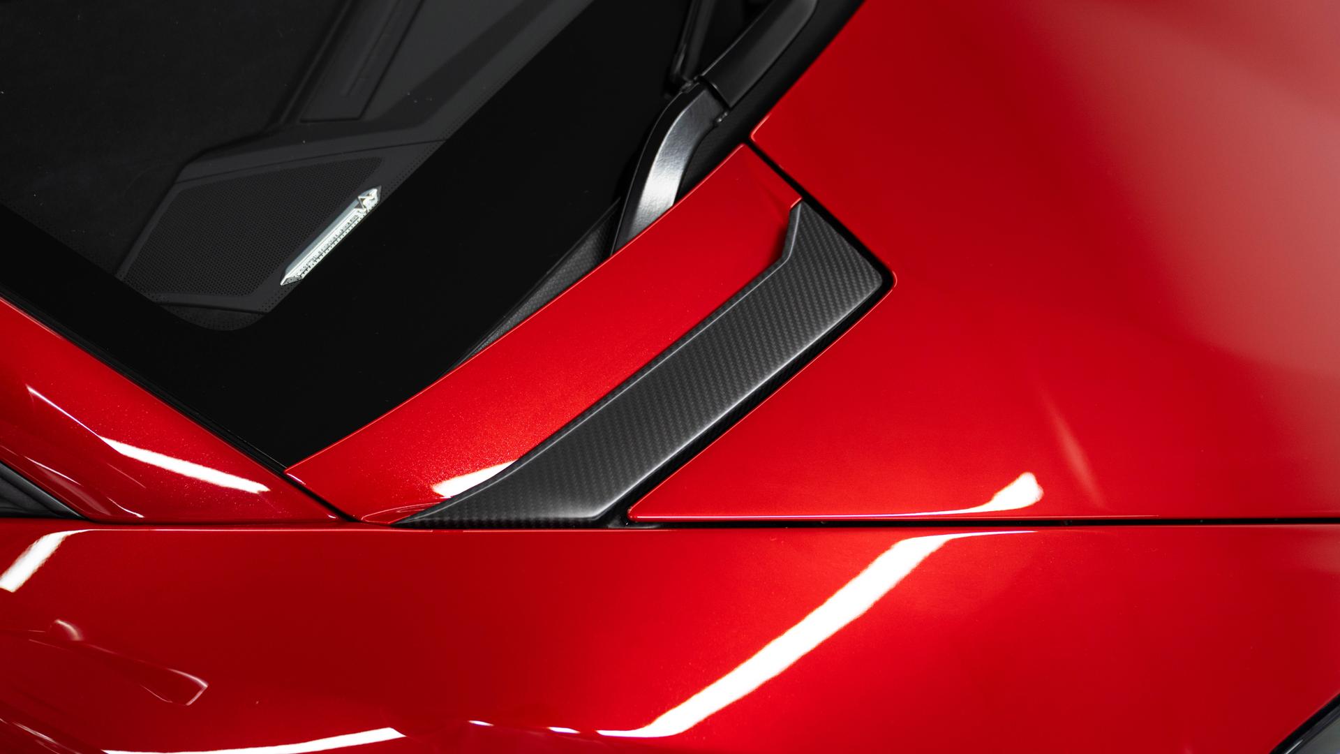 LAMBORGHINI Aventador Photo 15e5e247-024e-4a72-96d3-71d44c6e6514.jpg