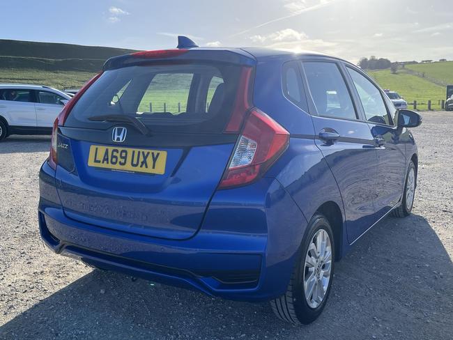 Honda Jazz Photo 15fa665a-9003-4fc2-b4ca-d5699f8e9e3e.jpg