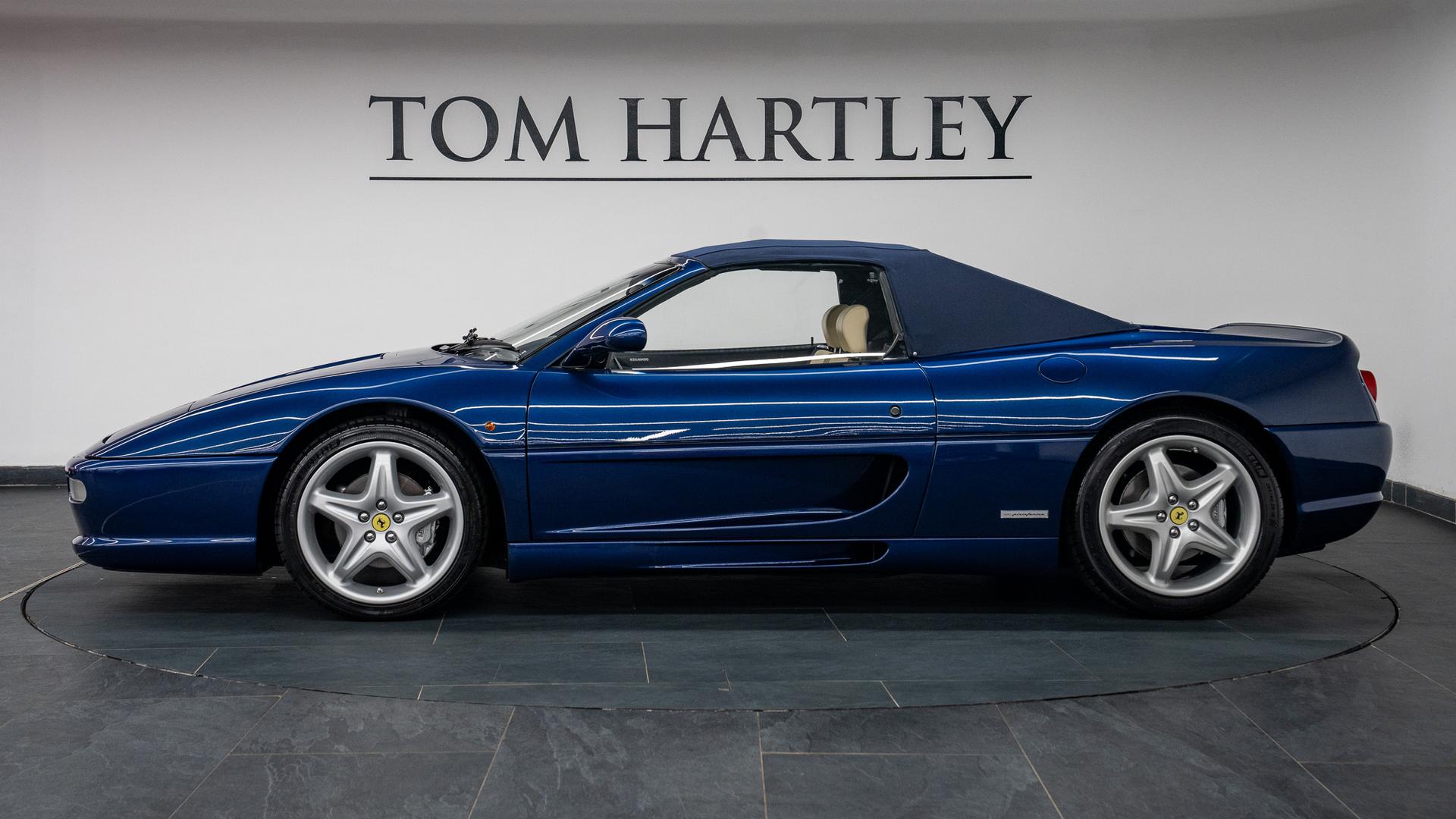 Ferrari 355 F1 Photo 16013a22-9e7f-498d-9ac1-6024fdb98d5a.jpg