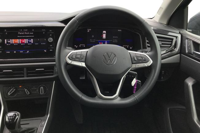 VOLKSWAGEN Polo Photo 13