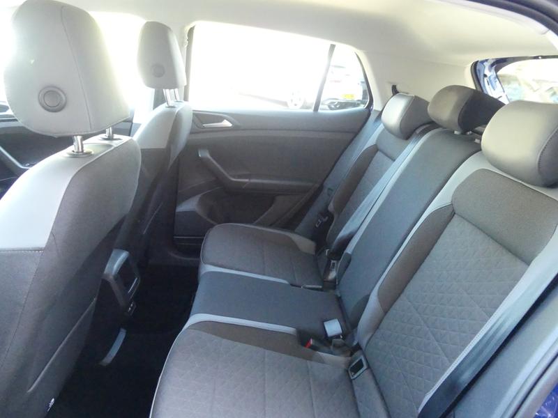 Volkswagen T-Cross Photo 164aa961-f05d-41e1-8100-fd0994258a1d.jpg